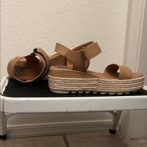 Sorel Women's Tan Espadrille Sandals